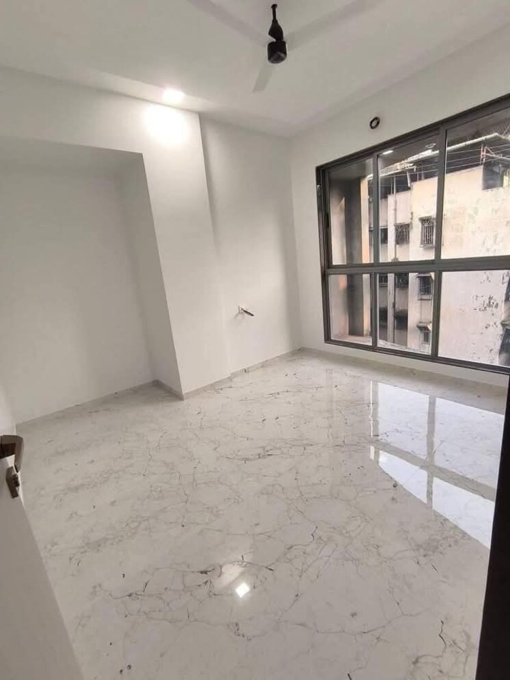 Room, sterling-heights-vasai-east 1 Bedroom 359 Sq.Ft. Apartment In Vasai East Palghar 8187077