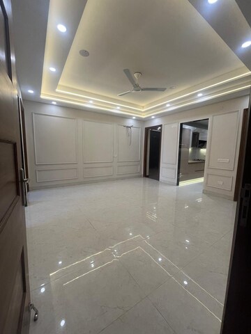 Room in 3 BHK Builder Floor at Sector 47 – for Sale