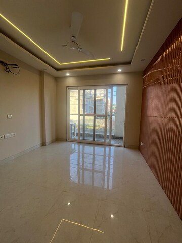 Room in 3 BHK Builder Floor at Sector 47 – for Sale
