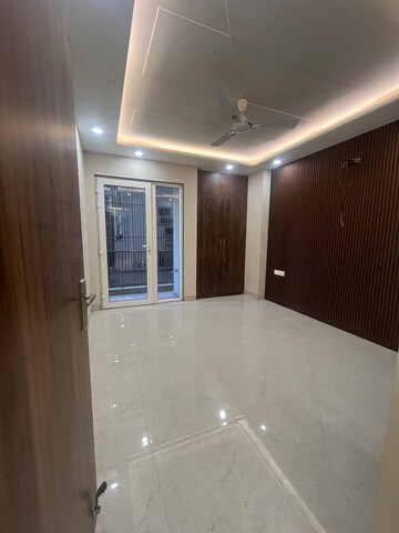 Room in 3 BHK Builder Floor at Sector 47 – for Sale