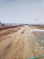 100 Sq.Yd. Plot in Radha Rani Township 