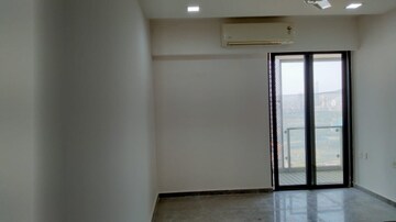 1 BHK Apartment For Rent in Lodha New Cuffe Parade, Wadala