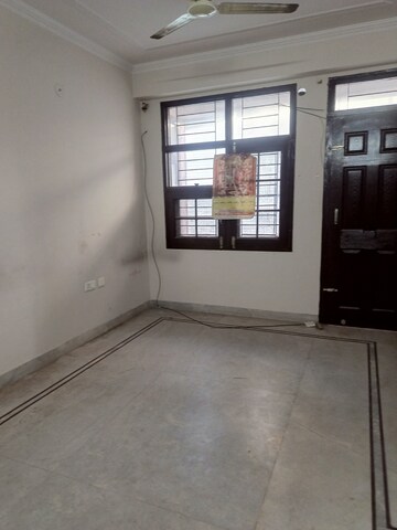 Room in 3 BHK Builder Floor at Gopalpura By Pass – for Rent