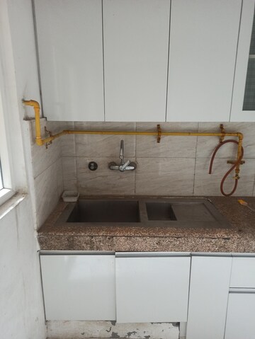 Bathroom in 2 BHK Apartment at Ajnara Ambrosia, Sector 118 – for Rent