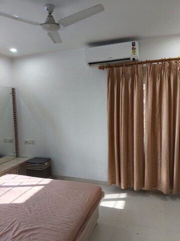 Bedroom in 2 BHK Apartment at Beach Heaven, Juhu – for Rent