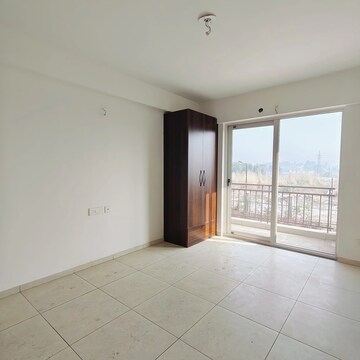 Room in 3 BHK Apartment at Sushma Valencia, Nagla Road – for Rent