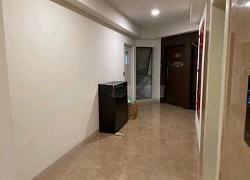 Room in 2 BHK Apartment at Lodha Casa Viva, Majiwada – for Rent