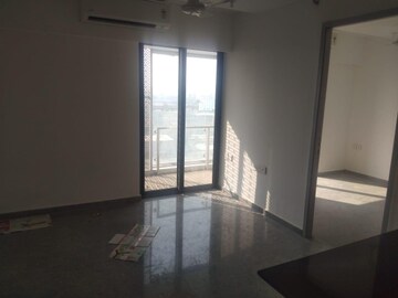 Room in 1 BHK Apartment at Lodha New Cuffe Parade, Wadala – for Rent
