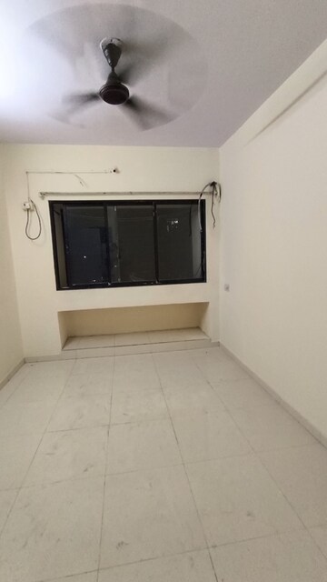 Room in 1 BHK Apartment at Royal Palms, Goregaon East – for Rent
