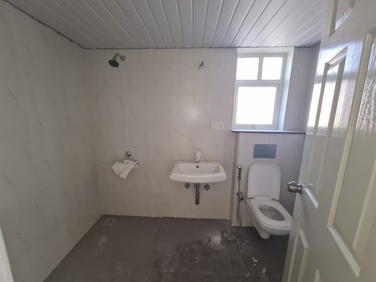 Bathroom, expat-wisdom-tree 3 Bedroom 1783 Sq.Ft. Apartment In Hennur Bangalore 8187308