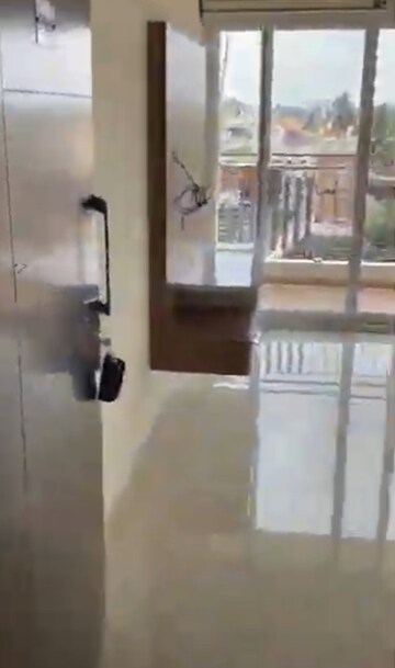 Room in 2 BHK Apartment at Godrej Avenues, Yelahanka – for Rent