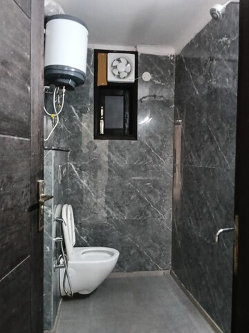 Bathroom in 1 BHK Builder Floor at Saket – for Rent