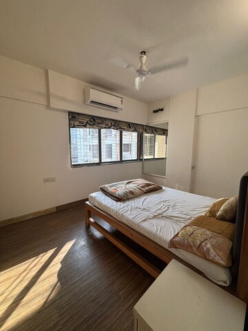 Bedroom in 2 BHK Apartment at Ashiana CHS Bandra West, Bandra West – for Rent