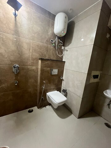 Bathroom in 4 BHK Builder Floor at Auram Floor, South City 2 – for Sale