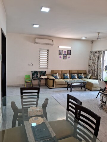 Team Area in 3 BHK Apartment at Lodha Luxuria Priva, Majiwada – for Sale