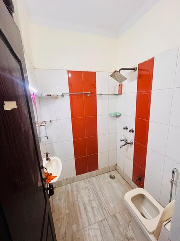 Bathroom in 3 BHK Builder Floor at Shakti Khand – for Rent