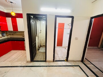 Building Lobby in 3 BHK Builder Floor at Shakti Khand – for Rent