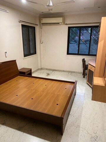 Bedroom in 2 BHK Apartment at Chembur – for Rent