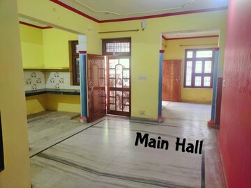 Living Room in 2 BHK Independent House at Jankipuram – for Rent
