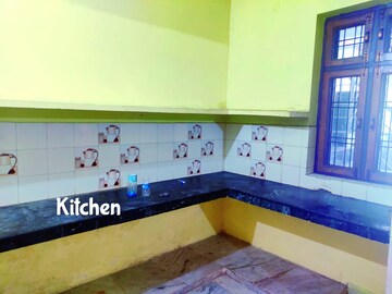 Bedroom in 2 BHK Independent House at Jankipuram – for Rent