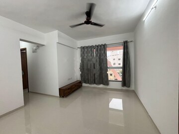 Furnished Amenities in 2 BHK Apartment at Unique K City, Keshav Nagar – for Rent