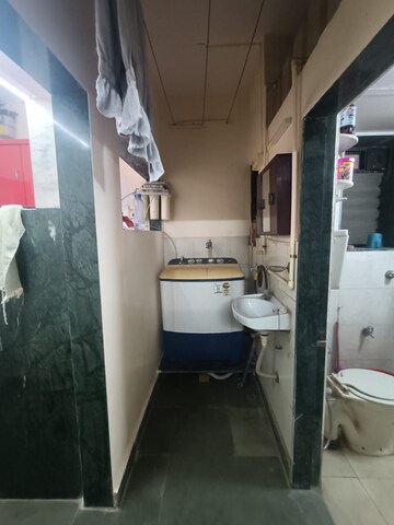 Attached Bathroom in 1 BHK Apartment at Seawoods – for Rent