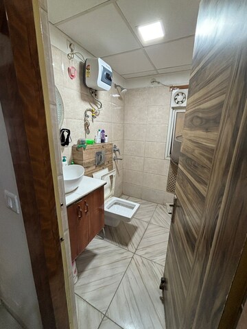 Bathroom in 3 BHK Apartment at Wave Executive Floors, Wave City – for Rent