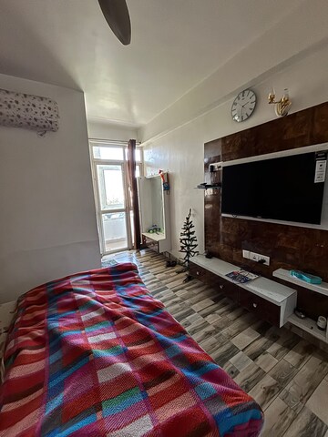Bedroom in 3 BHK Apartment at Wave Executive Floors, Wave City – for Rent