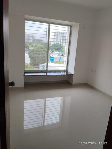 Room in 2 BHK Apartment at Krisala 41 Elite, Tathawade – for Rent