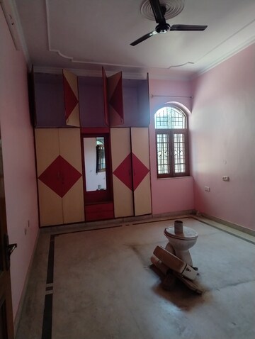Furnished Amenities in 4 BHK Independent House at Gomti Nagar – for Rent