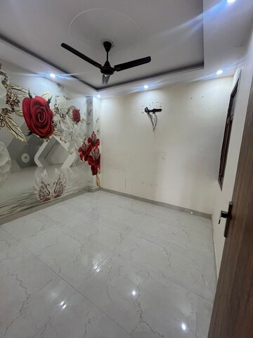 Bedroom in 3 BHK Builder Floor at Dwarka Mor – for Rent