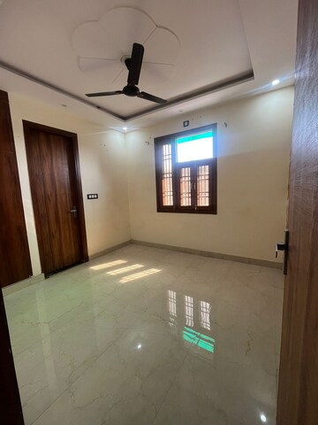 Bedroom in 3 BHK Builder Floor at Dwarka Mor – for Rent