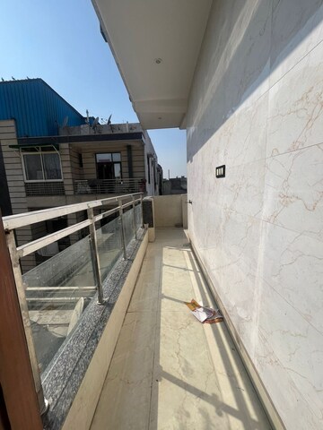 Balcony in 3 BHK Builder Floor at Dwarka Mor – for Rent