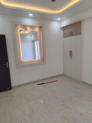 Furnished Amenities in 2 BHK Independent House at Gomti Nagar – for Rent