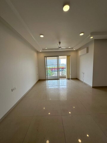 Room in 2 BHK Apartment at Eastwoods, Nibm – for Rent