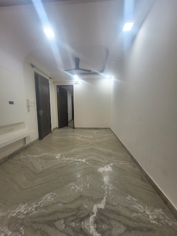 2 BHK Builder Floor For Rent in Janakpuri Delhi  8188056