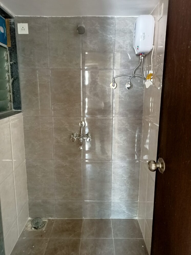 Bathroom, ekta-parks-ville 1 Bedroom 450 Sq.Ft. Apartment In Virar West Palghar 8188206