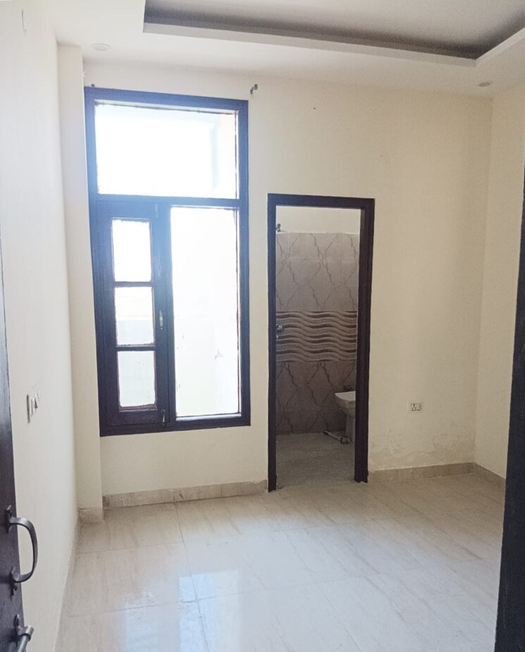 Room, preet colony 2 Bedroom 1250 Sq.Ft. Builder Floor In Preet Colony Zirakpur 8188185
