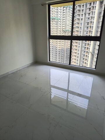 Room in 1 BHK Apartment at Runwal Gardens Phase I, Dombivli East – for Rent