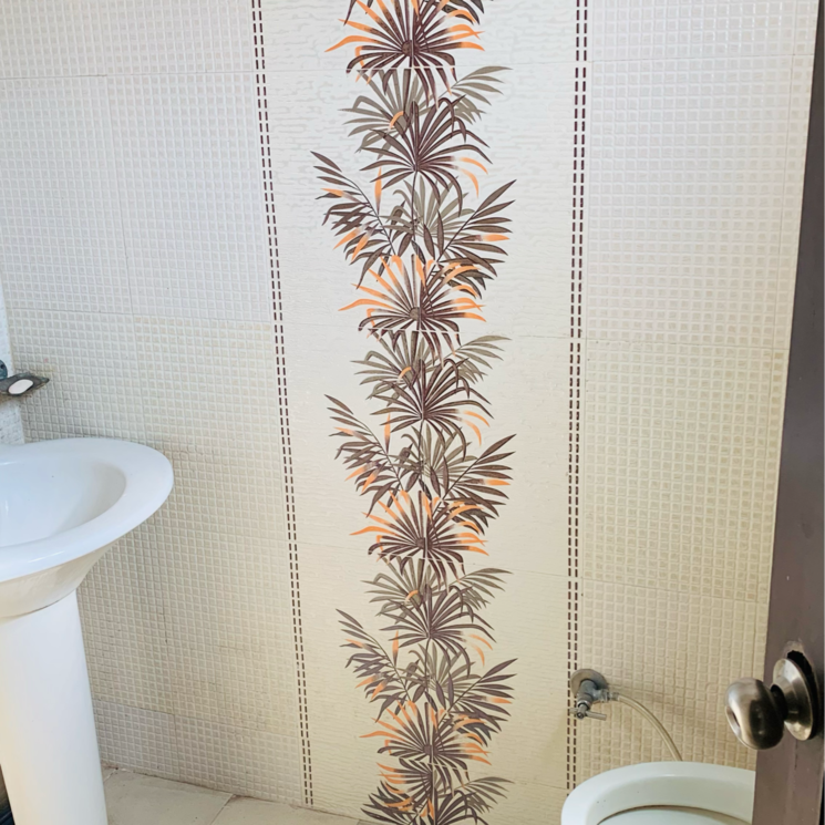 Bathroom, baltana 5 Bedroom 100 Sq.Yd. Independent House In Baltana Zirakpur 8188236