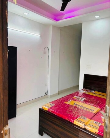 Bedroom in 1 BHK Builder Floor at Saket – for Rent