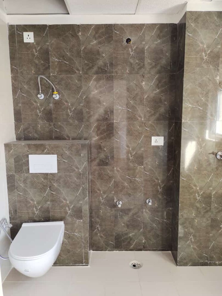 Bathroom, panchsheel-pratistha 3 Bedroom 945 Sq.Ft. Apartment In Sector 75 Noida 8188275