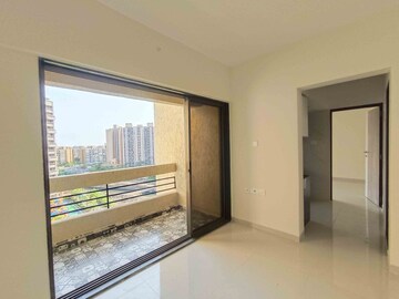 Room in 2 BHK Apartment at Evershine Amavi 303 Phase 2, Vasai West – for Sale