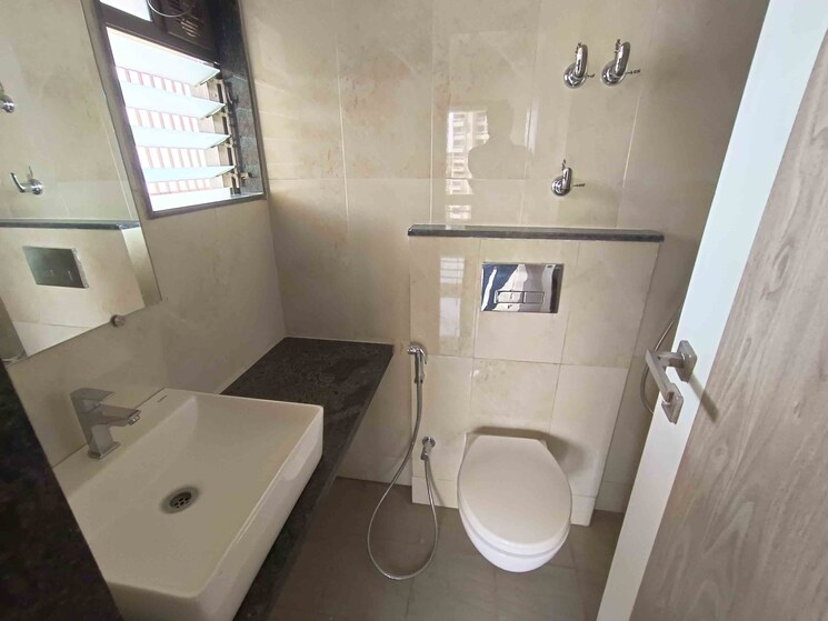 Bathroom, evershine-amavi-303-phase-2 2 Bedroom 617 Sq.Ft. Apartment In Vasai West Palghar 8188404
