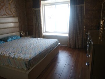 Bedroom in 3 BHK Apartment at Cosmopolis Tower, Andheri West – for Rent