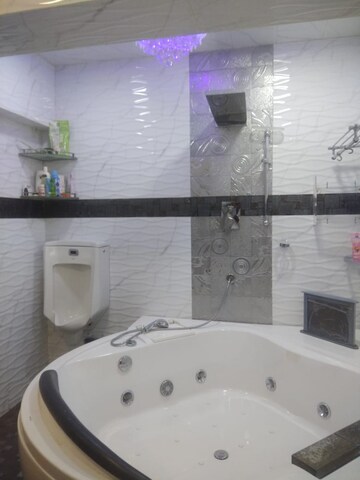 Bathroom in 3 BHK Apartment at Cosmopolis Tower, Andheri West – for Rent