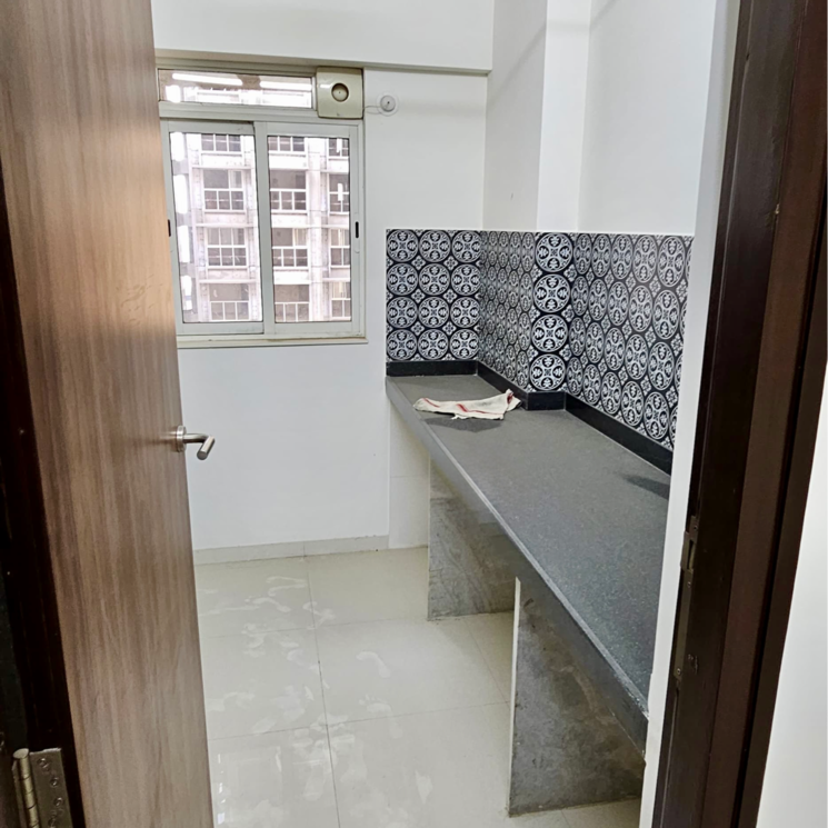 Balcony, lodha-amara-tower-32-and-33 1 Bedroom 472 Sq.Ft. Apartment In Sandoz Baug Thane 8188290