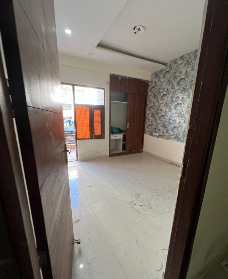 Room, dhakoli village 3 Bedroom 1250 Sq.Ft. Builder Floor In Dhakoli Village Zirakpur 8188416