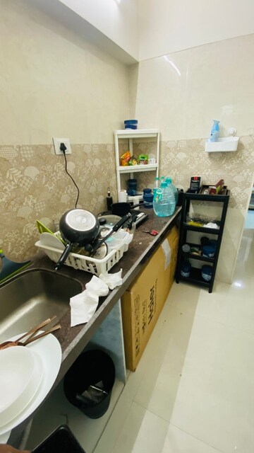 Master Bedroom in 1 BHK Apartment at Bindra Complex, Andheri East – for Rent