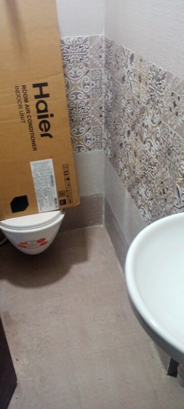 Bathroom in 1 BHK Apartment at Bindra Complex, Andheri East – for Rent